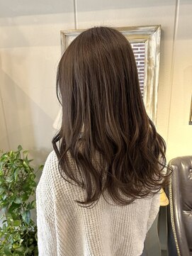 ヘアーデザイン シュシュ(hair design Chou Chou by Yone) ブラウンベージュ/オリーブベージュ/白髪ぼかし/天神カラー