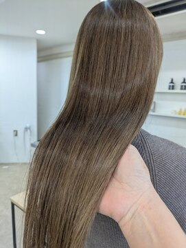 ラヴィリス バイ レム(Raviliss by rem) ベージュカラー