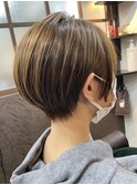 小顔くびれショート/透明感カラー/Lumi2横浜