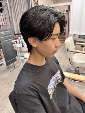 ルーナヘアー(LUNA hair) 黒髪 フェザーパーマ センターパート メンズカット メンズパーマ