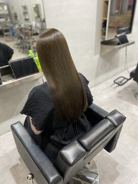 イロハ(IROHA) 【IROHA】オリーブグレージュ