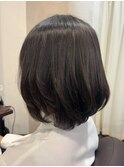 ショートボブ