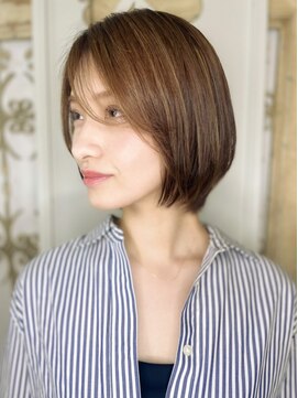 白髪ぼかしショートボブ/ナチュラルレイヤー30代40代50代p川口