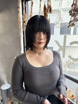 リュッカ(Lyuck)&nbsp;【MANA】タイトに仕上げる切りっぱなしボブレイヤー