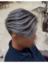 アッシュ 等々力店(Ash) バレイヤージュ/モノトーンシルバー 等々力、自由が丘