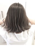 外国人風ベージュカラー×ミディアムヘア