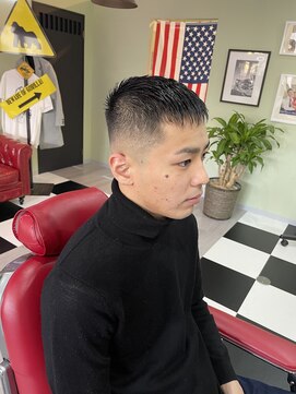 ゴリラ(GORILLA) Fade cut