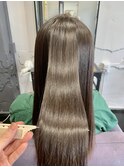 黒髪ロングストレートグレーベージュエギョモリオン眉ショート
