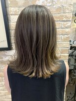 シャル 相模大野(shalu)&nbsp;【ムラカミ】ハイライトアッシュグレー　　≪shalu相模大野≫