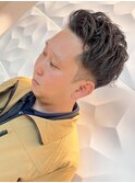 30代ビジネスパーマ/ツーブロ/アップバング/ナチュラル刈り上げ