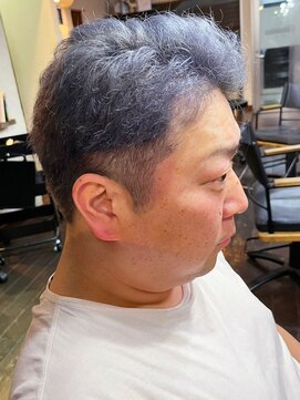 ヘアークリエイ トポライトウィロー 烏丸(Hair Create Polite willow) 20代30代40代メンズツーブロック刈り上げビジカジオシャレ感