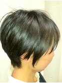 耳掛けショートレイヤー