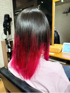 ビスイル 秋葉原店(Vis ill) ダブルカラーケアブリーチベージュピンクボブミニウルフリタッチ