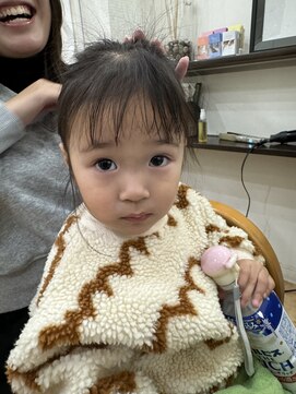 ヘアメイクヒール 【初めての前髪カット☆天使ちゃん爆誕♪】八戸キッズカット