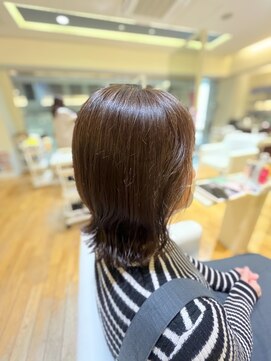 ファム 立町店(femme) デザインして白髪をぼかす