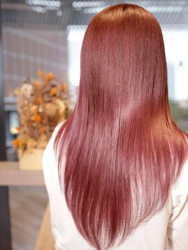 エムスラッシュ 横浜元町店(M.SLASH) ■艶ボルドー/レディレッド/艶カラー/エアーストレート元町10-1