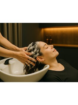 お疲れの方,頭皮のお悩みがある方大歓迎◎癒しのヘッドスパ&シャンプーでスッキリ！オージュア取扱/Aujua