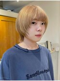 ショートウルフ　ハイトーン　ベージュ　横浜　N