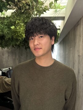 エンド 大阪梅田(&) シャドウパーマ