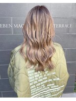 アルティナ(artina)&nbsp;シャドールーツ_3Dハイライト_グレーベージュ