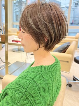 アンド ストーリーズ(&STORIES) 前下がりショート/前髪/絶壁解消/30代/40代【橋本】