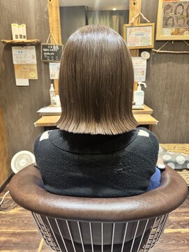 カプロハナレ(Capullo.Hanare) 【Capullo Wu】パッツンオシャレボブ