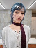 ショートウルフ　マリンブルー　青髪　ピクシーカット　キュート