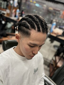 フォーコーナーズカットショップスリーセント 栄(FourCornersCutShop 3/cent) コーンロウ