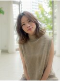 無造作外ハネ×大人鎖骨ミディアム