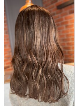 グッディ 岡山野田店(GOOD-DAY) 透明感ブラウン