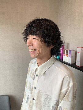 トリコ(ToricO) 波打ちパーマ　サーフカール　波巻きツイストスパイラル　ウルフ