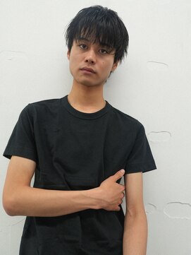 ピア ヤクイン(Pia Yakuin) レイヤー　ショート　マッシュ