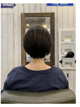 リノ(Lino) 大人ショートボブ