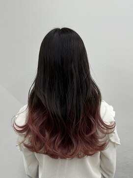 アライブ キチジョウジ(ALIVE Kichijoji) 秋におすすめグラデーションピンク！