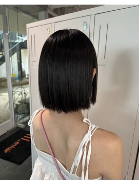 サンエンヘアー(lll_en hair) 切りっぱなしボブ