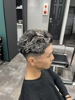 メンズサロンドットリアン(dot. lien)&nbsp;ホワイトメッシュ極道パーマ