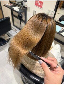 ニール(Neale.) 髪質改善酸性ストレート11.24