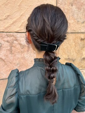 ヘアアレンジ/三つ編みヘア/お出かけヘア