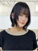ブルーブラック/ショートレイヤーボブ/外はねボブ