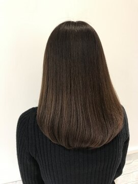 コム(com by neolive) トリートメントで艶髪スタイル♪