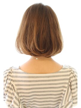 レウナ 外苑前(Reuna) 30代・40代・50代に人気ワンカールボブ