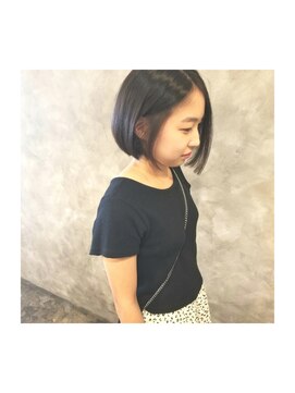 ブルー 青葉台(BLUE) ミニボブ。