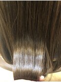 毛先まで艶が輝く髪に　最高級トリートメント