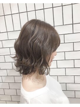 オアシス ガーデン 大船店(Oasis GaRDEN) フォギーベージュ