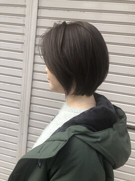 ビーマーケット(B-Market) 目指せミディアム！ショートボブ【担当　池田】