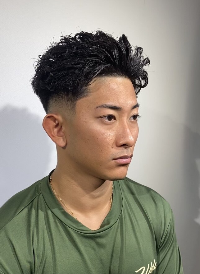 スラムダンク宮城リョータ 髪型 20代流行メンズヘア フェード