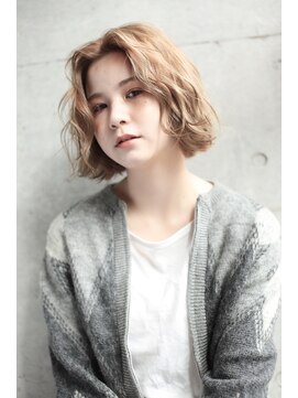 ファム(FAM) タッセルボブ ウェーブ パーマ ハイライト 代官山 中目黒