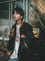 オーシャントーキョーオーバー 渋谷(OCEAN TOKYO OVER)&nbsp;束感スパイラル波巻きパーマウルフマッシュセンターパート