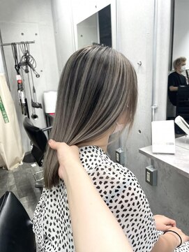 レディアル 大宮(REDEAL) ホワイトグレー/ハイライト