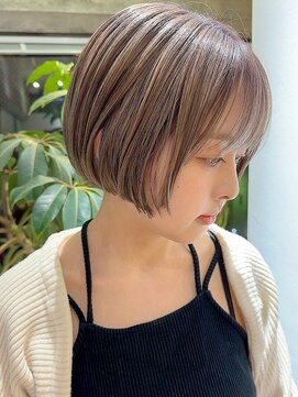 スー(suu) 大人ショートボブマッシュショート丸みショートカット前髪あり